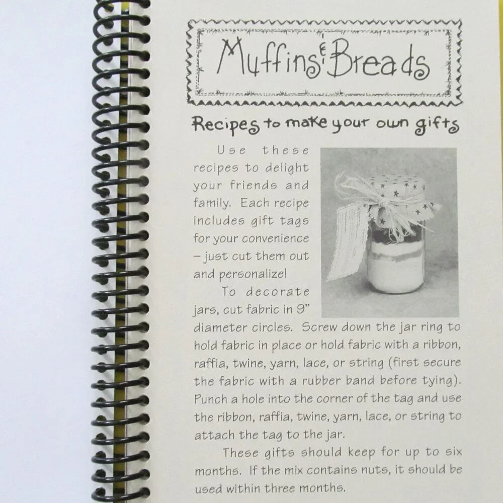 Gifts in a jar recipe books Lot of 3 - Picture 3 of 10